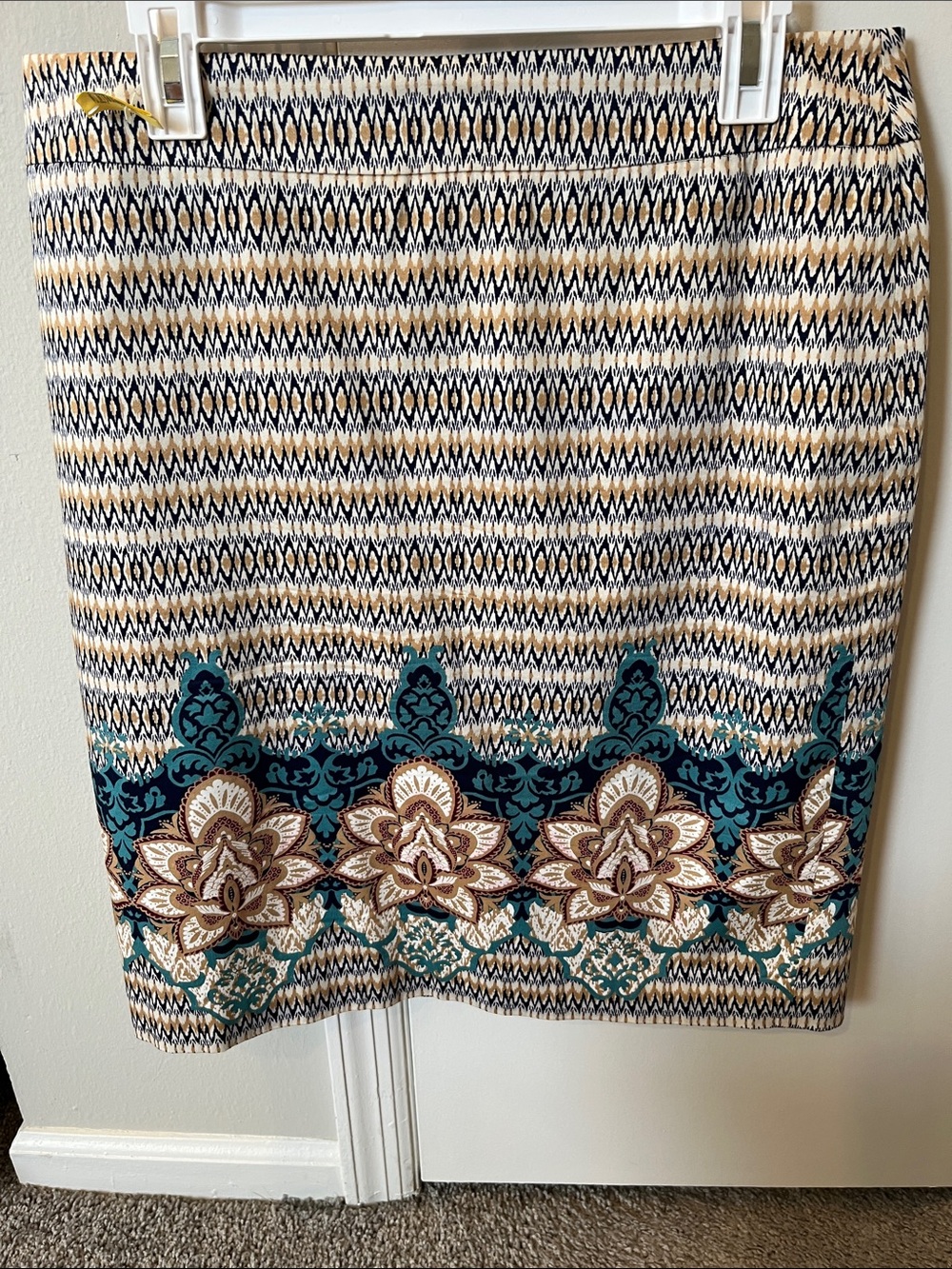 Ann Taylor Teal, Cream and Brown Floral Border Pencil Skirt